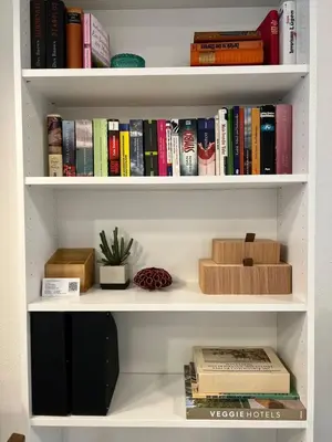 Die Bibliothek in der Ferienwohnung