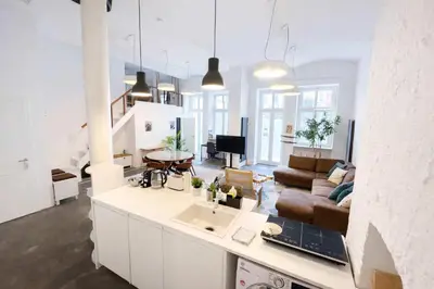 TV/Unterhaltungsangebot in der Unterkunft Loft for 6 with Mezzanine Level