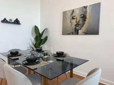 Grundriss der Unterkunft HolidayHome Apartments l Spacious Luxury Apartment in Prenzlauer Berg