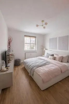Ein Bett oder Betten in einem Zimmer der Unterkunft Quiet Comfort Apartment Berlin