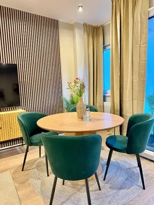 Ein Sitzbereich in der Unterkunft Lichtdurchflutetes Design-Apartment U39-1