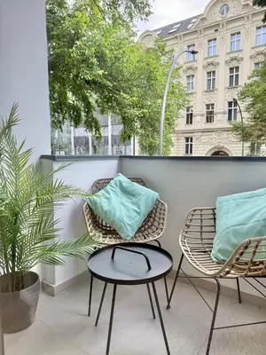 Ein Sitzbereich in der Unterkunft Design-Studio mit Balkon U39-2
