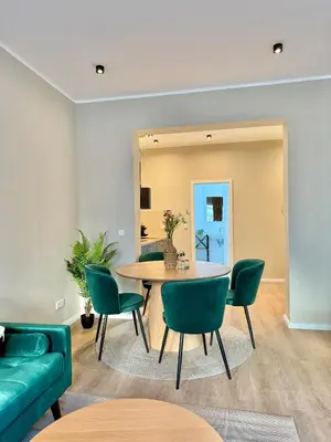 Ein Sitzbereich in der Unterkunft City-Apartment mit Balkon U39-4