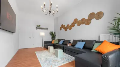 Ein Sitzbereich in der Unterkunft Yasmin Stay - Gemütliches Apartment in Friedrichshain - 75QM