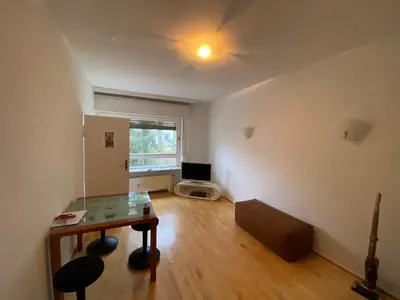 TV/Unterhaltungsangebot in der Unterkunft Stilvolle Wohnung zwischen Grunewald und Kudamm