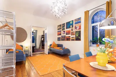 Ein Sitzbereich in der Unterkunft Villa Falkensee Berlin West Design Boutique Messe Apartment