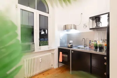 Küche/Küchenzeile in der Unterkunft Villa Falkensee Berlin West Design Boutique Messe Apartment