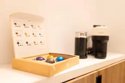 Kaffee-/Teezubehör in der Unterkunft Jomi Stays Berlin - Kudamm