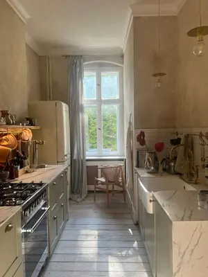 Küche/Küchenzeile in der Unterkunft 70sqm Creative Design Apartment in Berlin city center - 3 rooms - balcony - walk in shower - design kitchen