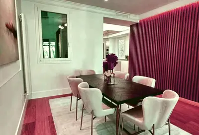 Ein Sitzbereich in der Unterkunft Moderne 4-Zimmer-Wohnung