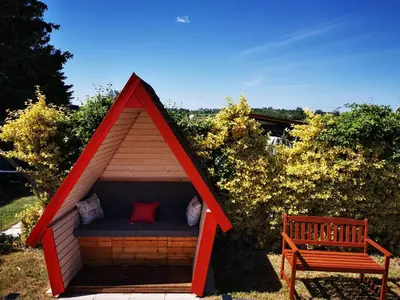Ein Garten an der Unterkunft Pension zum Wiesengrund - Doppelzimmer