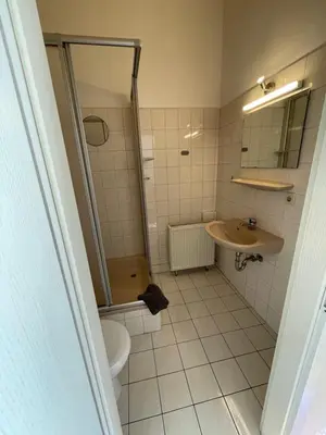 Ein Badezimmer in der Unterkunft Pension am Markt Luckenwalde