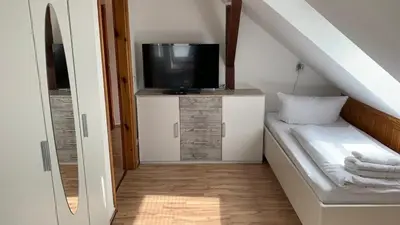 TV/Unterhaltungsangebot in der Unterkunft Schöne möblierte Dachgeschosswohnung in Fürstenwalde