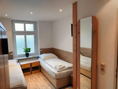 Ein Bett oder Betten in einem Zimmer der Unterkunft Möblierte Wohnung in Grünheide - Hangelsberg Nähe Tesla