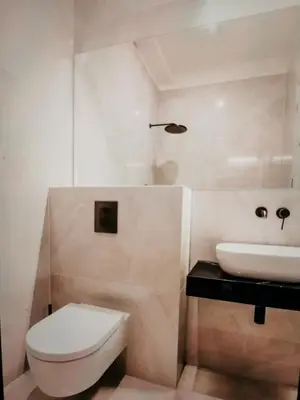 Ein Badezimmer in der Unterkunft Zimmer in Berlin