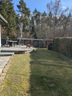 Ein Garten an der Unterkunft Ferienhaus Hermine in Schwielowsee