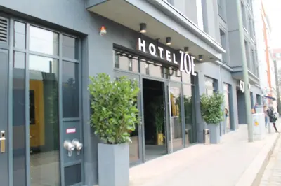 Das Gebäude in dem sich das Hotel befindet