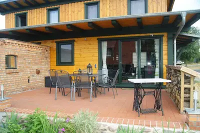 Ein Balkon oder eine Terrasse in der Unterkunft Holiday home in Friedland 2712