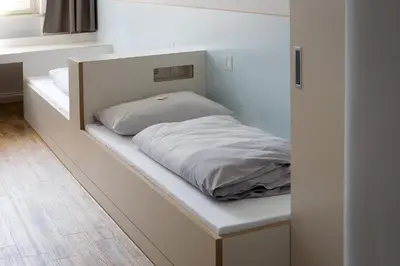 Ein Bett oder Betten in einem Zimmer der Unterkunft Jugendherberge Berlin Ostkreuz