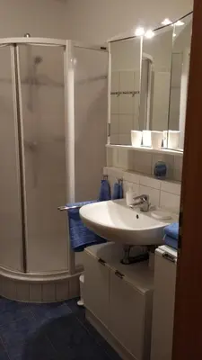 Ein Badezimmer in der Unterkunft Residenz Zum Kronprinzen Bad Saarow