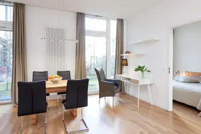 Ein Bett oder Betten in einem Zimmer der Unterkunft Modern Apartment in the Luxury Complex Marthashof