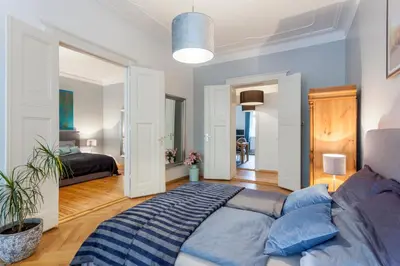 Ein Bett oder Betten in einem Zimmer der Unterkunft The Paul Loft, big 3 Bed room apartment, 120 m2, group & family friendly, Prenzlauer Berg, ideal for 4 - 8 Guests