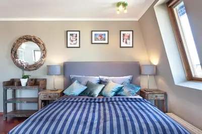 Ein Bett oder Betten in einem Zimmer der Unterkunft The Danziger, 2 unique roof top units in PrenzlauerBerg, group & family friendly, from 2 up to 7 Guests