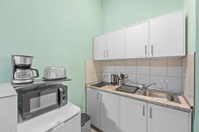 Küche/Küchenzeile in der Unterkunft Apartment Uthman Berlin-Neukölln