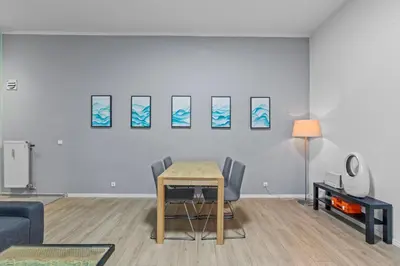 Ein Sitzbereich in der Unterkunft Apartment Uthman Berlin-Neukölln