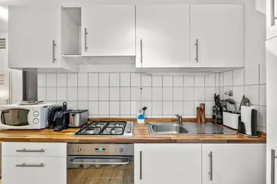 Küche/Küchenzeile in der Unterkunft primeflats - Apartment Leberstr 58 Berlin Schöneberg