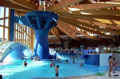 Der Swimmingpool an oder in der Nähe von Apartment Am Lübbesee