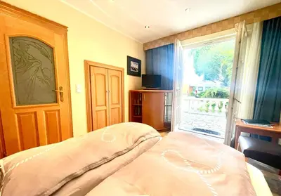 Ein Bett oder Betten in einem Zimmer der Unterkunft Yacht- , und Reisemobilhafen 