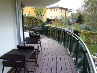 Ein Balkon oder eine Terrasse in der Unterkunft KAMA Ferienhäuser Haus Karola