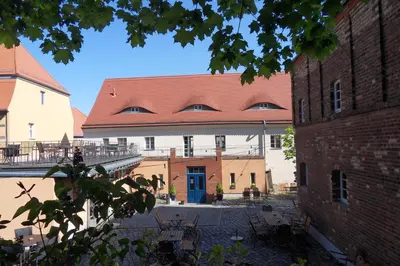 Das Gebäude in dem sich die Pension befindet