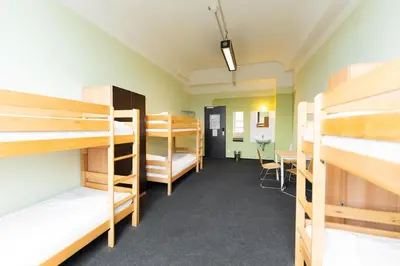 Ein Bett oder Betten in einem Zimmer der Unterkunft Industriepalast Berlin
