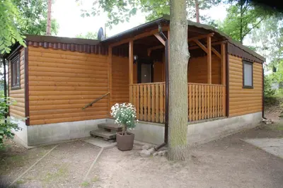 Das Gebäude in dem sich der Ferienpark befindet