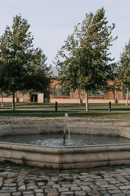 Ein Garten an der Unterkunft Gut Sarnow - Hotel und Restaurant