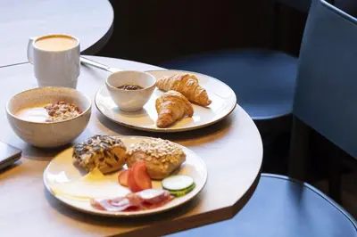 Essen im Hotel oder in der Nähe