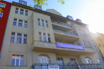 Das Gebäude in dem sich das Bed & Breakfast befindet