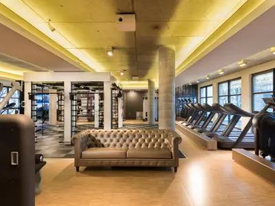 Ein Sitzbereich in der Unterkunft Aspria Berlin Ku'damm Sport & Spa