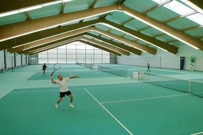 Tennis und/oder Squash in der Unterkunft Sporthotel Neuruppin oder in der Nähe