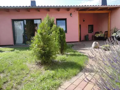 Ein Garten an der Unterkunft Ferienhaus Krüger