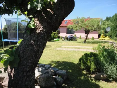 Ein Garten an der Unterkunft Ferienhaus Krüger