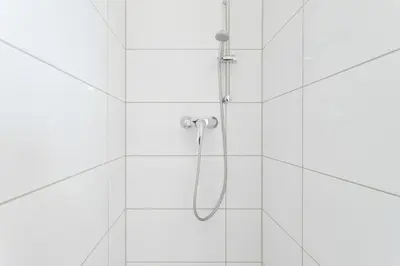 Ein Badezimmer in der Unterkunft Studio Apartment Niemetzstr 51
