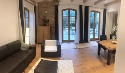 Ein Sitzbereich in der Unterkunft Villa Erica