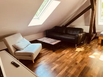 Ein Sitzbereich in der Unterkunft Moderne Wohnung im Grünen in WRN