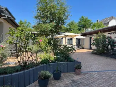 Ein Garten an der Unterkunft Guest House Altes Forstamt