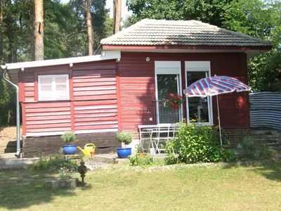 Das Gebäude in dem sich das Ferienhaus befindet