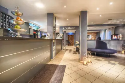 Ein Sitzbereich in der Unterkunft enjoy hostel Berlin City West