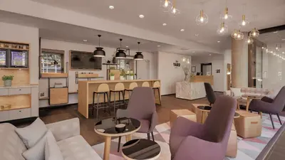 Ein Sitzbereich in der Unterkunft Hotel the YARD Berlin